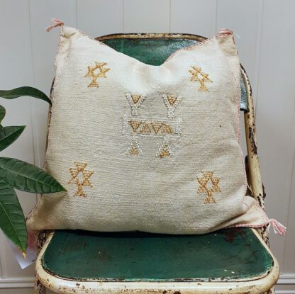 Sabra Beige 22