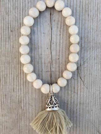 Silver Tassel Beige Taupè