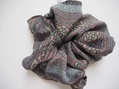 Scrunchie 12