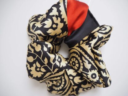 Scrunchie 22