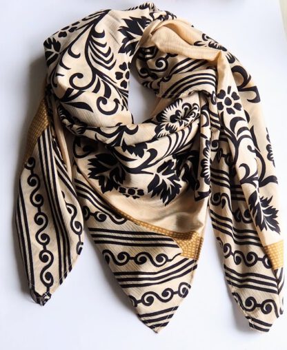 Cleo Big Scarf | 5