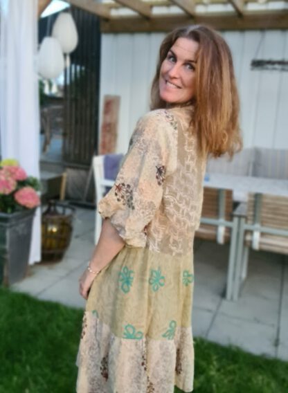 Riga SILK Dress 2 | Sissel Edelbo - Bilde 3
