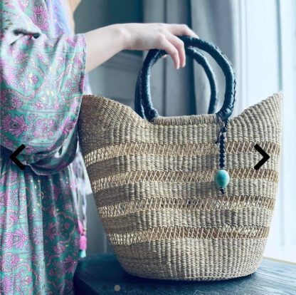 AINA stort handlenett med anheng | Aina Sollie Steen Collection