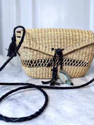 NOUH skulderveske med skinnrem | Aina Sollie Steen Collection