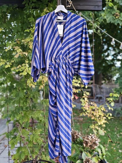 Juno Dress, kjole i silke fra Sissel Edelbo | 9 - Bilde 5