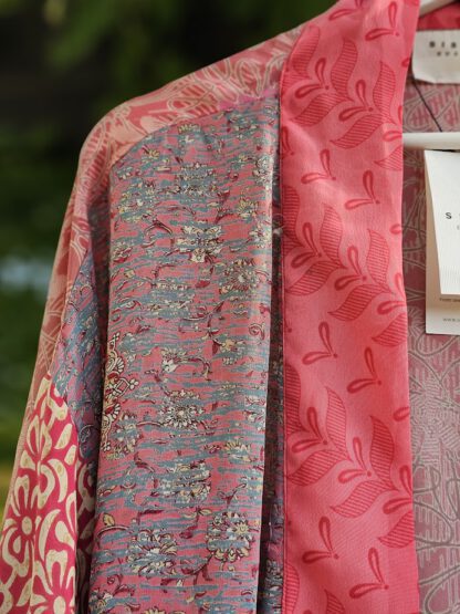 Lotus Short Kimono i silke fra Sissel Edelbo | 34 - Bilde 2