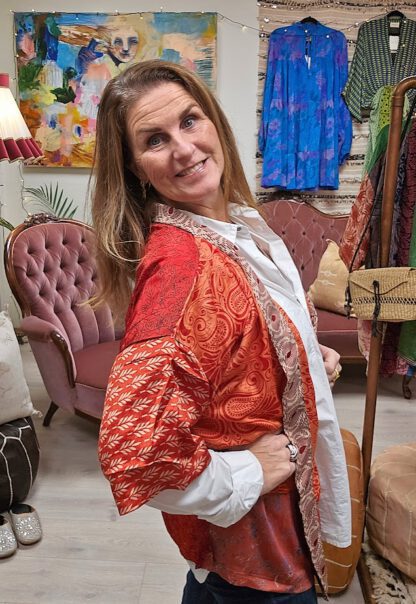 Lotus Short Kimono i silke fra Sissel Edelbo | 31 - Bilde 2