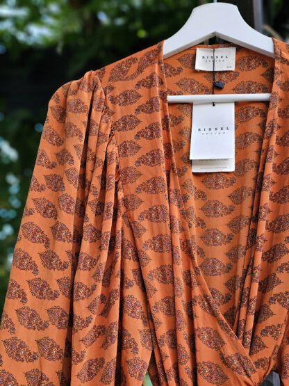 Zelda Wrap Dress, omslagskjole i silke fra Sissel Edelbo | 5 - Bilde 2