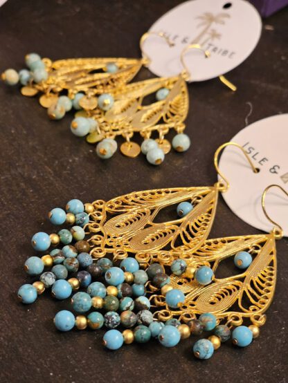 Gold Filigree Turquoise Fringe | Øredobber fra Isle & Tribe