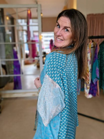 Lotus Short Kimono i silke fra Sissel Edelbo | 46 - Bilde 2