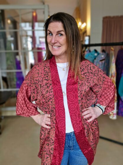 Lotus Short Kimono i silke fra Sissel Edelbo | 48 - Bilde 2