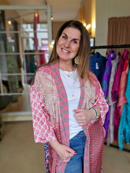 Magnolia Long Kimono i silke fra Sissel Edelbo | 33 - Bilde 2