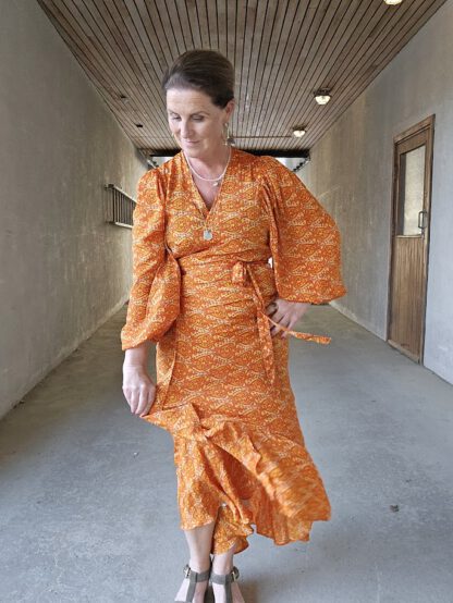Zelda Wrap Dress, omslagskjole i silke fra Sissel Edelbo | 11 - Bilde 2