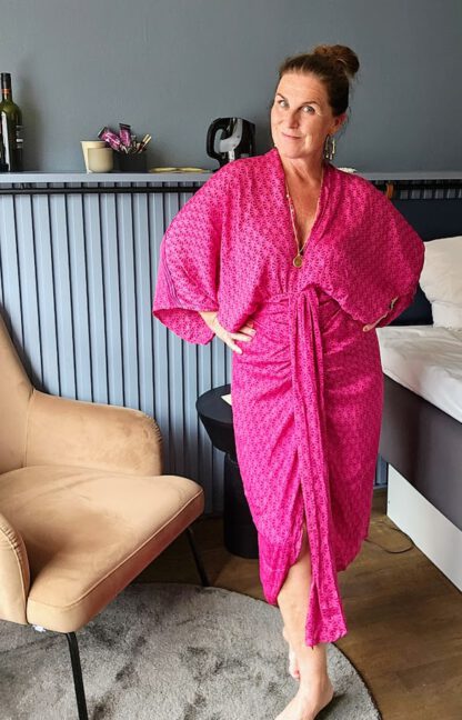 Juno Dress kjole i silke fra Sissel Edelbo | 38 - Bilde 3