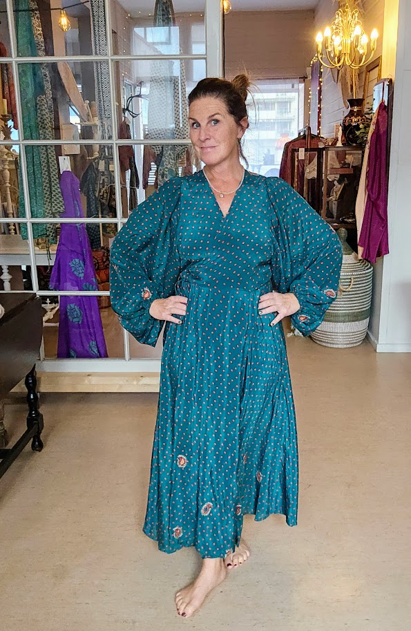 Ambrosia Wrap Dress, kjole i silke fra Sissel Edelbo | 4 - Bilde 3