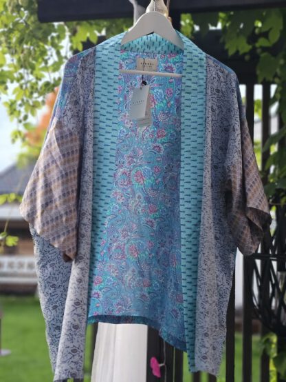 Lotus Short Kimono i silke fra Sissel Edelbo | 68