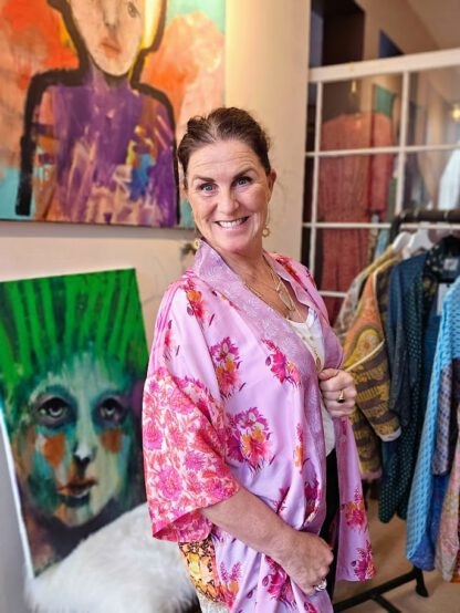 Lotus Short Kimono i silke fra Sissel Edelbo | 79