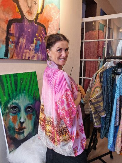 Lotus Short Kimono i silke fra Sissel Edelbo | 79 - Bilde 2
