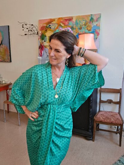 Juno Long Dress, kjole i silke fra Sissel Edelbo | 9 - Bilde 2