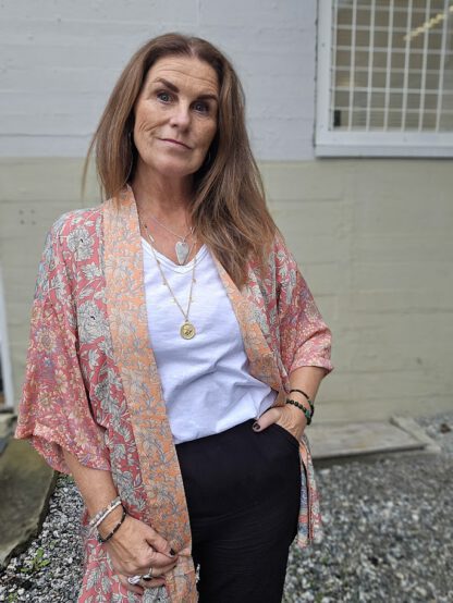 Lotus Short Kimono i silke fra Sissel Edelbo | 92