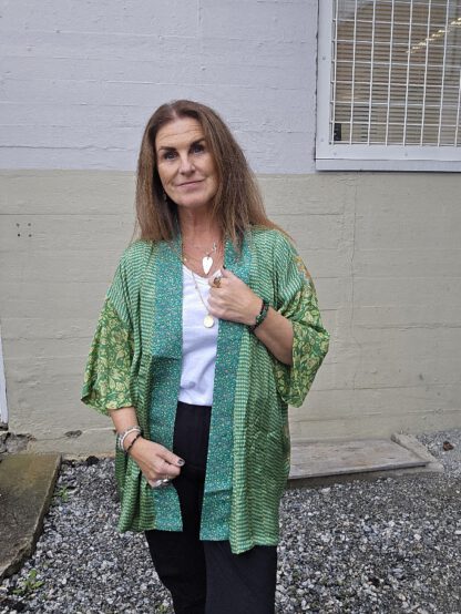 Lotus Short Kimono i silke fra Sissel Edelbo | 93 - Bilde 2