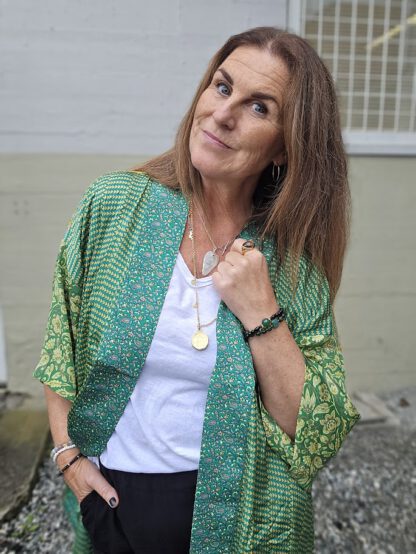 Lotus Short Kimono i silke fra Sissel Edelbo | 93