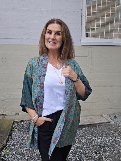 Lotus Short Kimono i silke fra Sissel Edelbo | 94 - Bilde 2