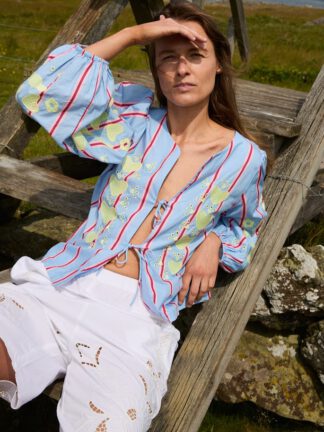 Elisabeth Top Bluebell Stripes, bluse fra Sissel Edelbo